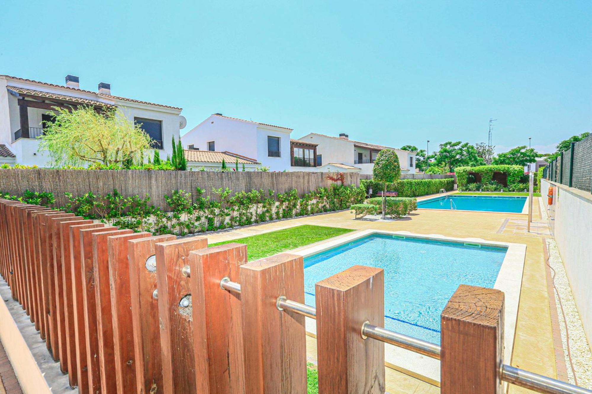 PASSEIG DEL MAR Only Families Cambrils Exterior foto